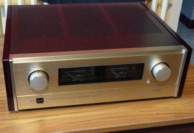 Accuphase E-305